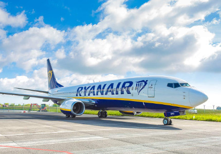 Ryanair, na peníze za zrušený let si počkáte, voucher obdržíte automaticky